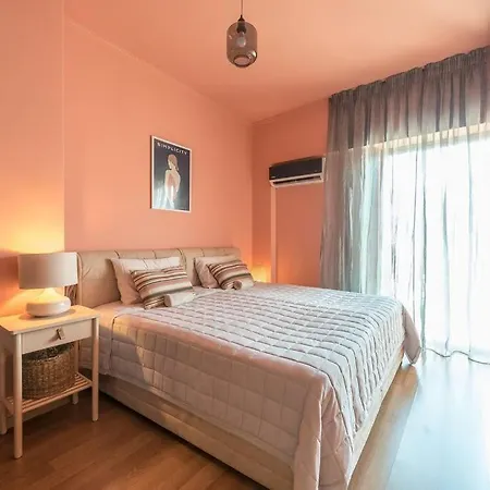Serene Getaway In Thiseio Apartment Athens