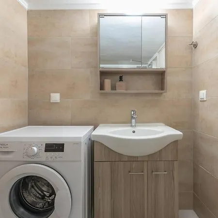Serene Getaway In Thiseio Apartment *