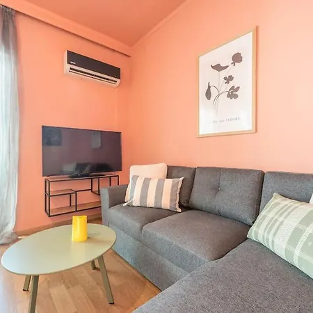 Serene Getaway In Thiseio Athens