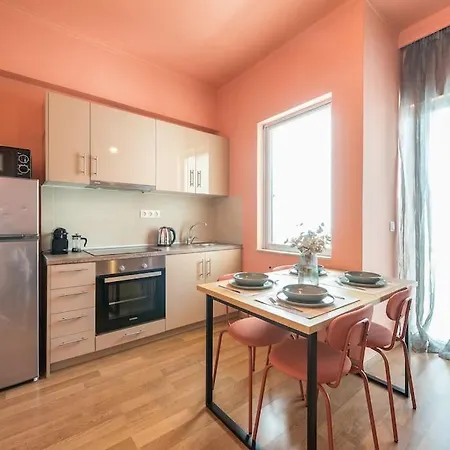 Serene Getaway In Thiseio Athens
