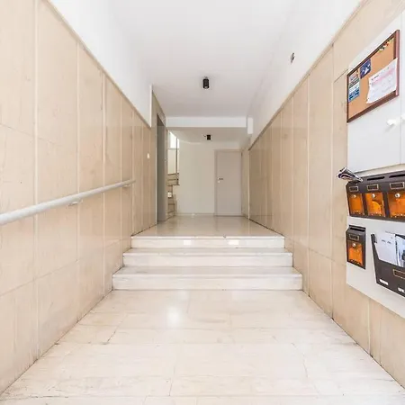 Serene Getaway In Thiseio Athens