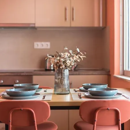 Serene Getaway In Thiseio Athens