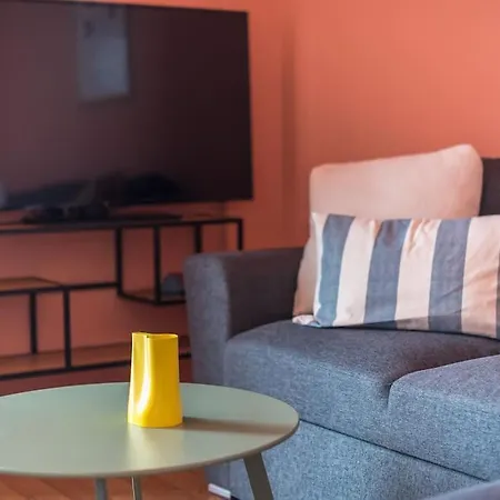 Serene Getaway In Thiseio Appartement *
